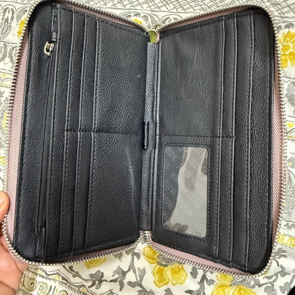 Steve Madden Mauve Wristlet Wallet - Picture 6 of 7